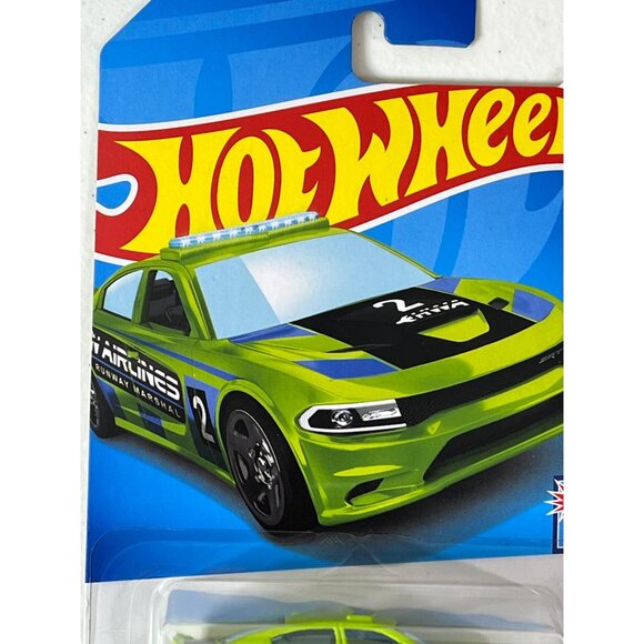 Hot Wheels Dodge Charger SRT HW First Response 2024 Green 1:64 Diecast - Picture 4 of 7